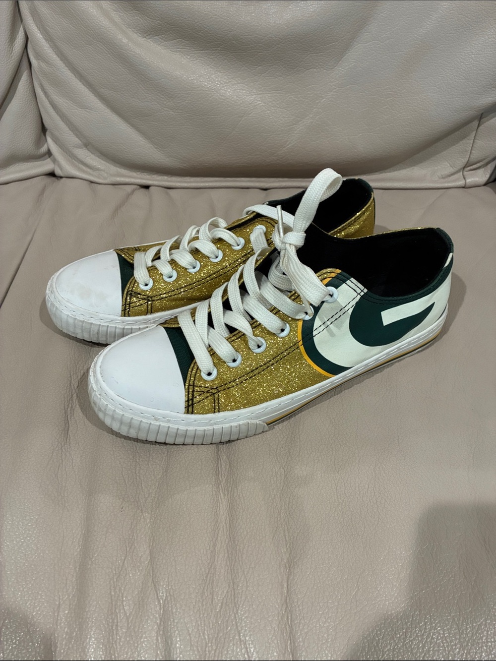 Green Bay Packers Low-Top Women's Glitter Sneakers in Gold with Green Accent